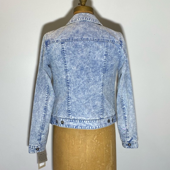 * Brand New * Levi’s lined Jean jacket - Picture 2 of 11